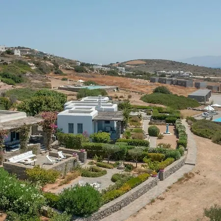 Coral Pearl Holiday home *